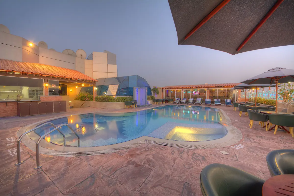 استخر سرباز هتل فورچون گرند دبی